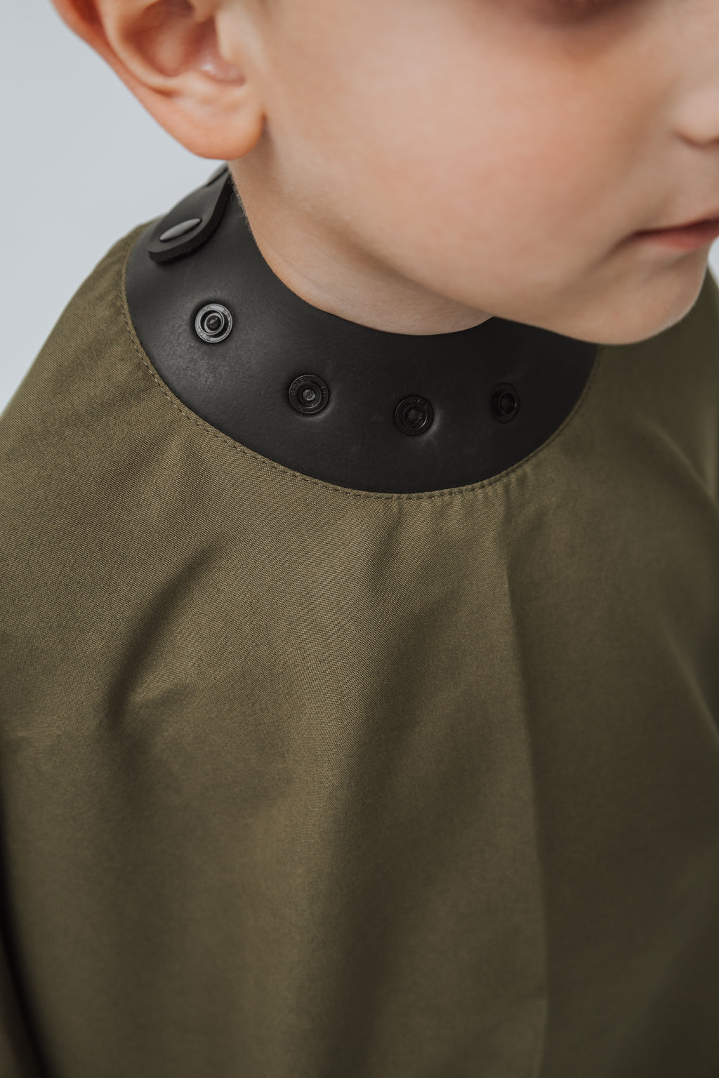 Capa infantil UK Verde militar