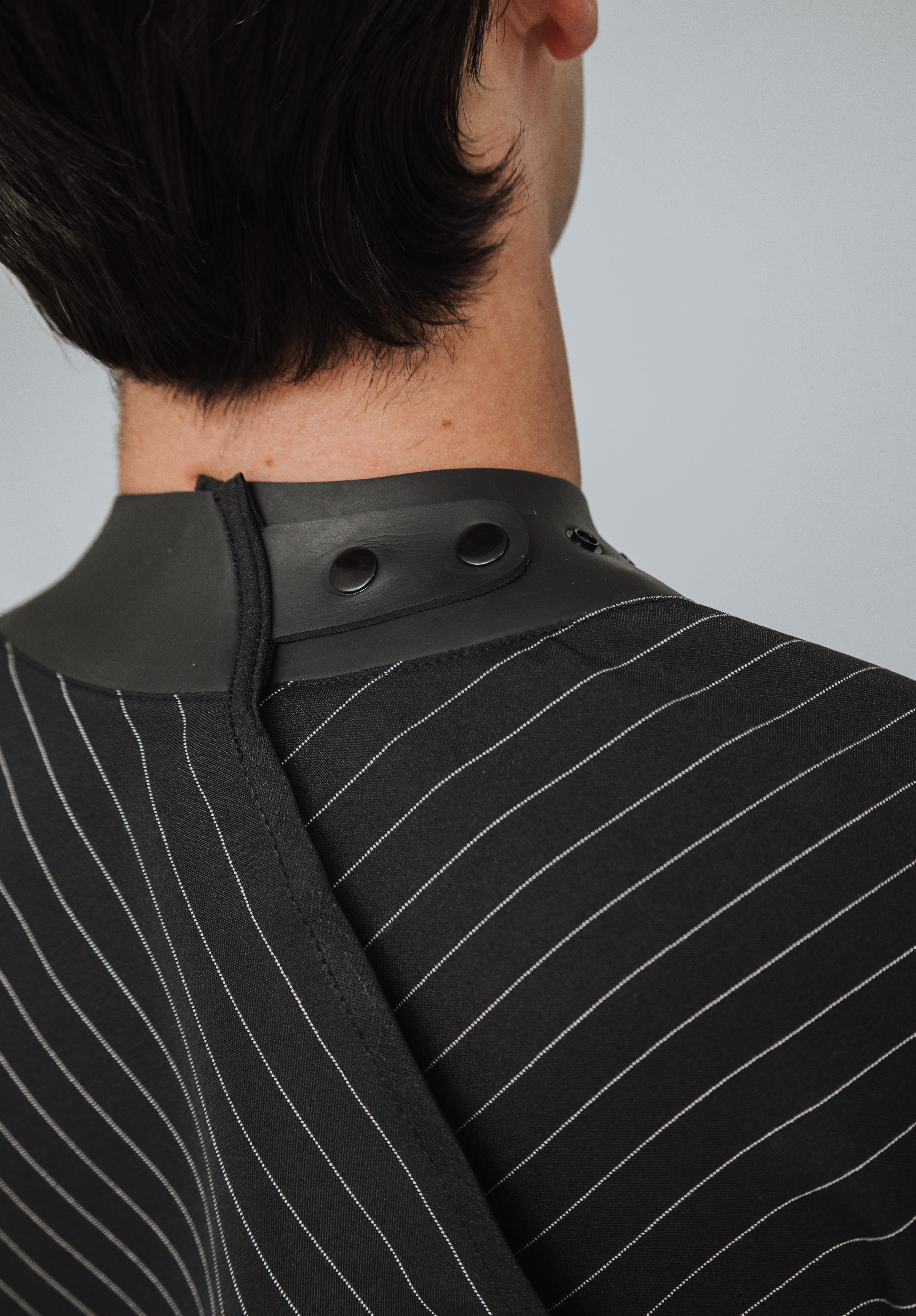 Capa UK Preto com risca de Giz