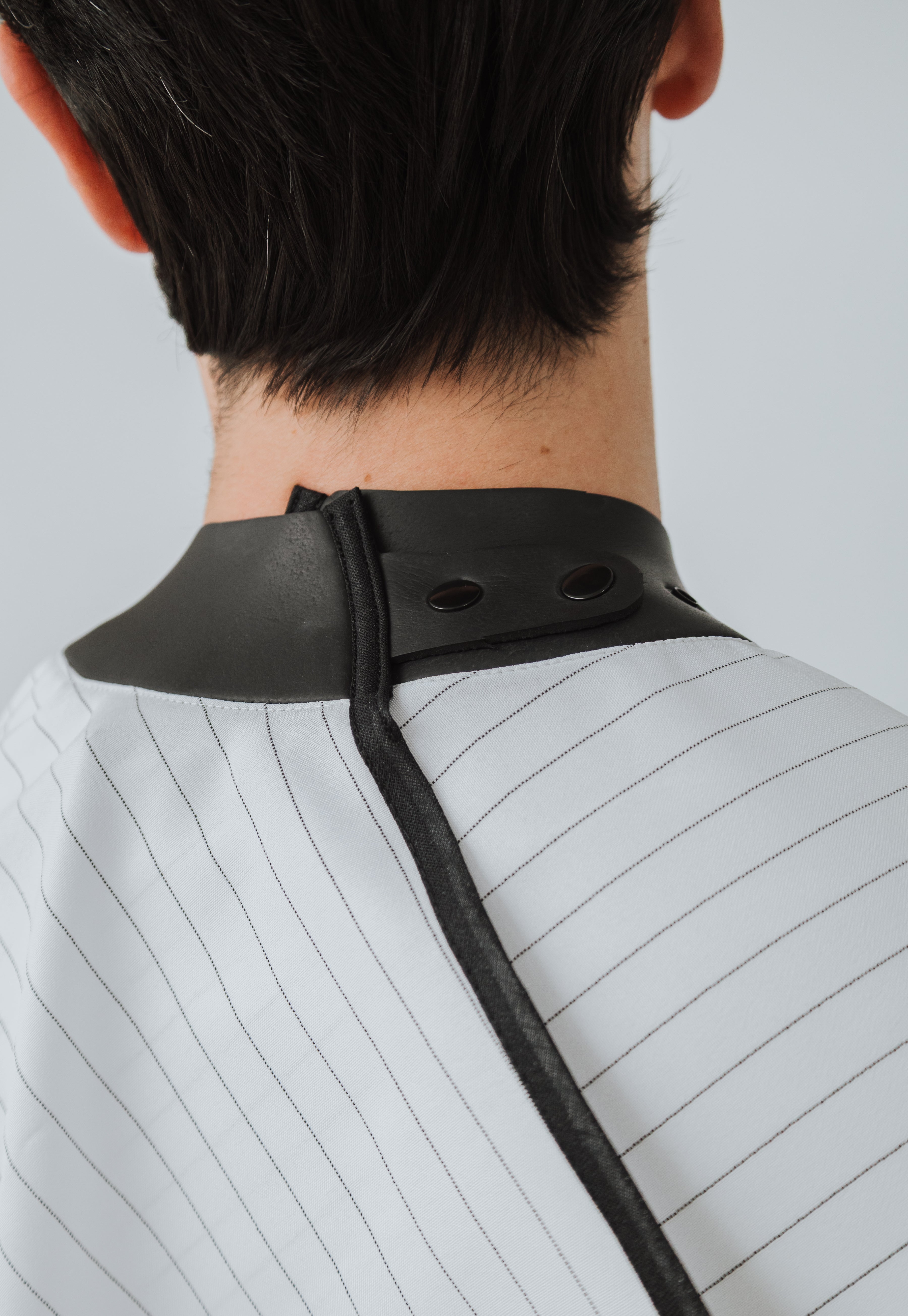 Capa UK Branca com risca de Giz